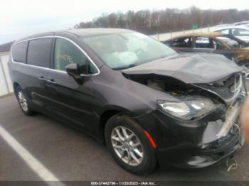  Salvage Chrysler Pacifica