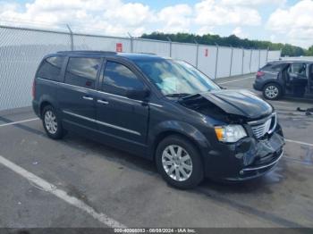  Salvage Chrysler Town & Country