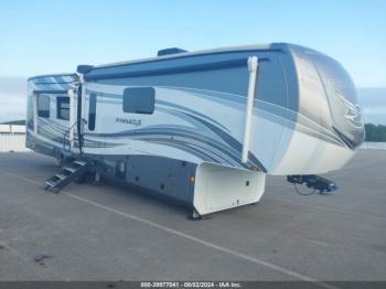  Salvage Jayco Pinnacle