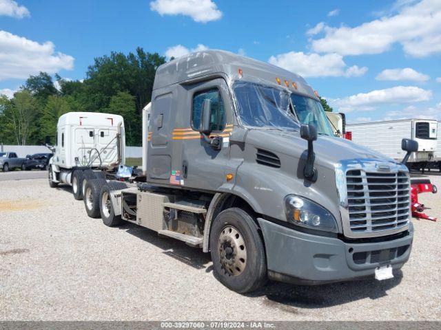  Salvage Freightliner Cascadia 113