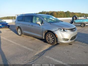  Salvage Chrysler Pacifica