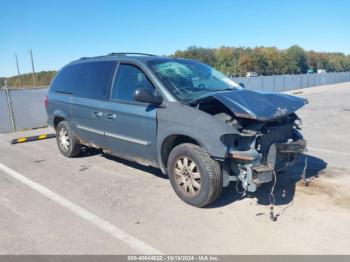  Salvage Chrysler Town & Country