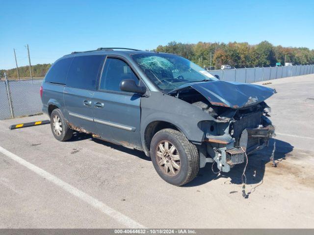  Salvage Chrysler Town & Country