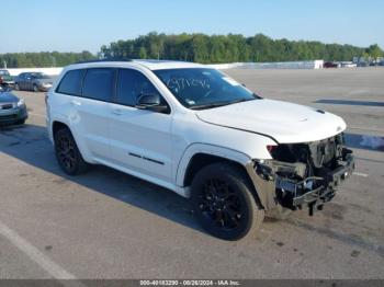  Salvage Jeep Grand Cherokee