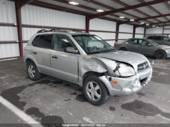  Salvage Hyundai TUCSON