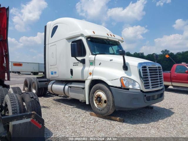  Salvage Freightliner Cascadia 125