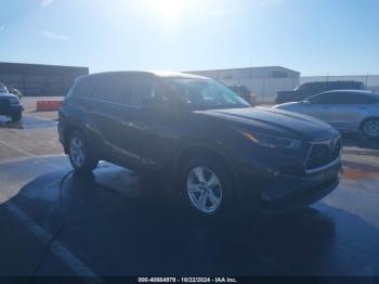  Salvage Toyota Highlander