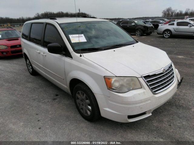  Salvage Chrysler Town & Country