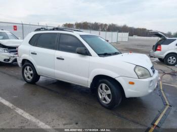  Salvage Hyundai TUCSON