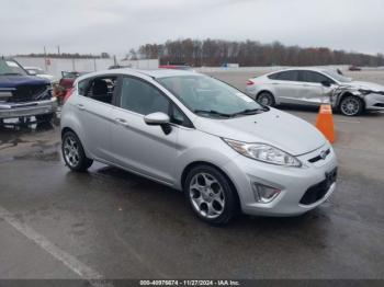  Salvage Ford Fiesta