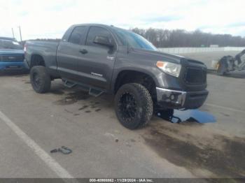  Salvage Toyota Tundra