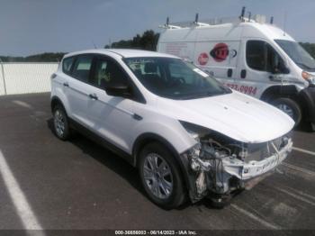  Salvage Ford Escape