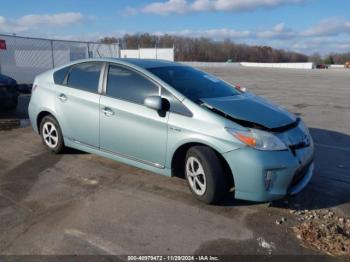  Salvage Toyota Prius