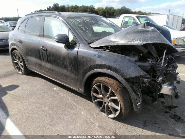  Salvage Porsche Cayenne