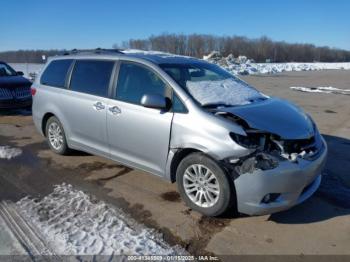  Salvage Toyota Sienna