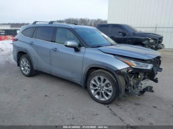  Salvage Toyota Highlander