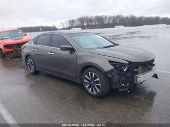  Salvage Nissan Altima