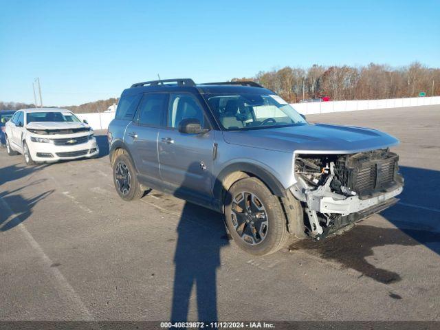  Salvage Ford Bronco