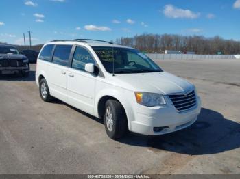  Salvage Chrysler Town & Country