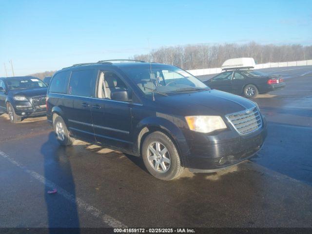  Salvage Chrysler Town & Country