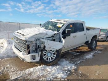  Salvage General Motors Sierra 3500HD