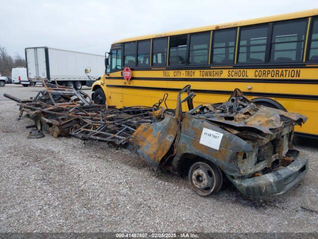  Salvage Ford E-450