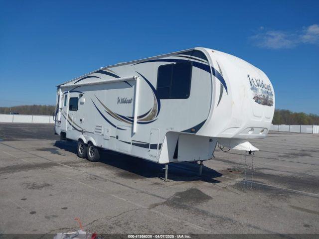  Salvage Forest River Wildcat 302rl