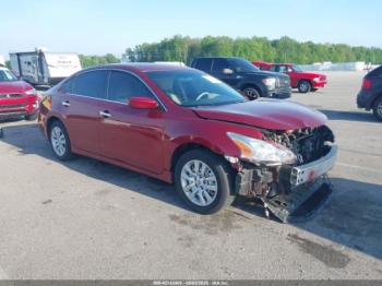  Salvage Nissan Altima
