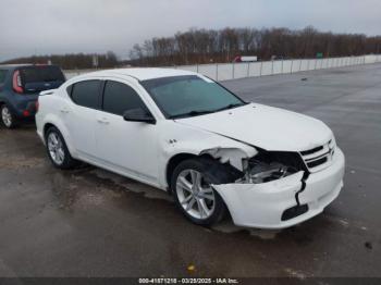  Salvage Dodge Avenger