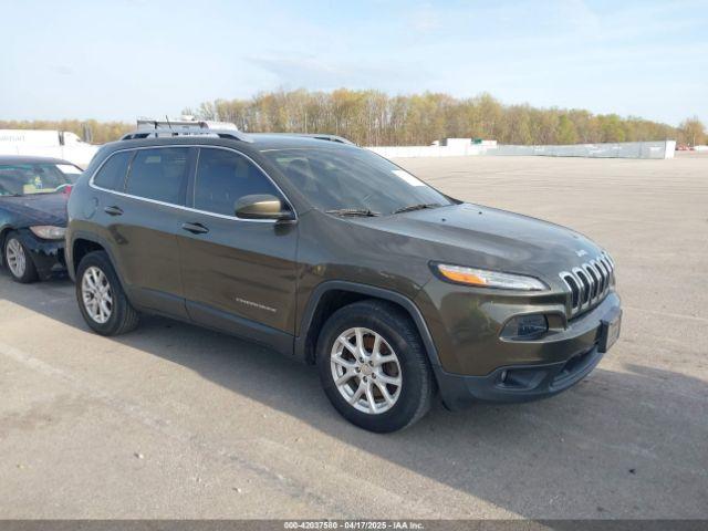  Salvage Jeep Cherokee