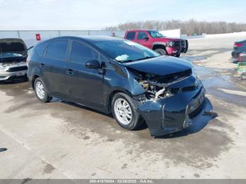  Salvage Toyota Prius v
