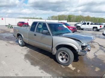  Salvage Chevrolet S-10