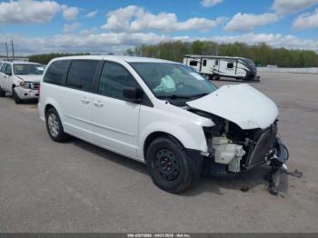  Salvage Dodge Grand Caravan