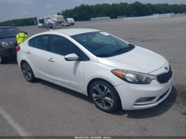  Salvage Kia Forte