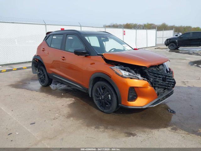  Salvage Nissan Kicks