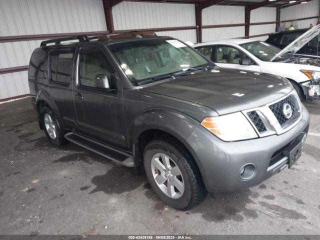  Salvage Nissan Pathfinder