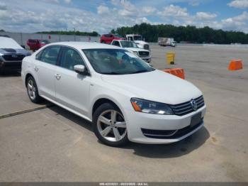 Salvage Volkswagen Passat
