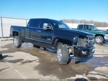  Salvage Chevrolet Silverado 2500