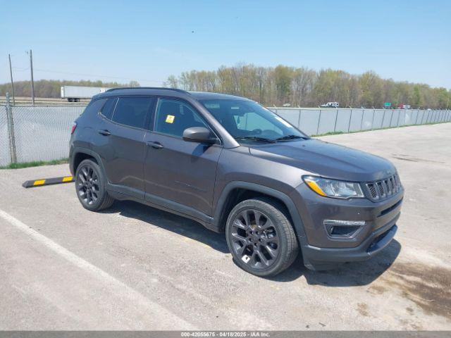  Salvage Jeep Compass