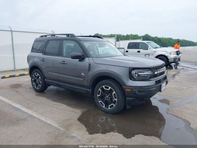  Salvage Ford Bronco