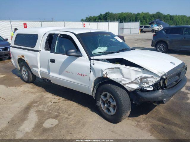  Salvage Dodge Dakota