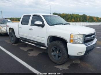  Salvage Chevrolet Silverado 1500