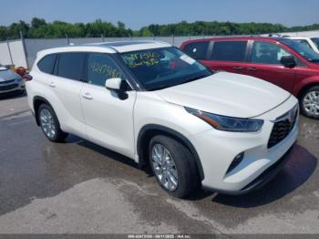  Salvage Toyota Highlander