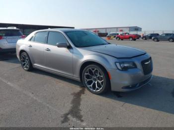  Salvage Chrysler 300