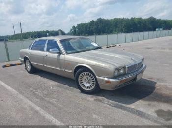  Salvage Jaguar Vandenplas