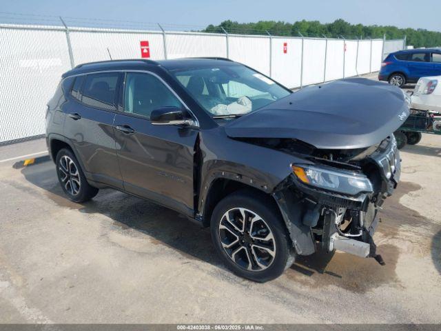  Salvage Jeep Compass