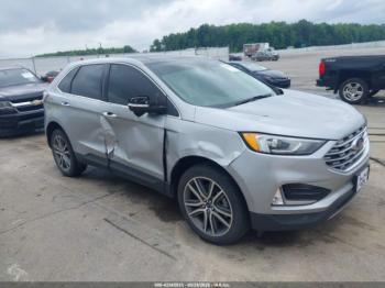  Salvage Ford Edge