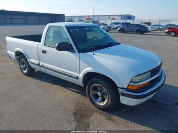 Salvage Chevrolet S-10