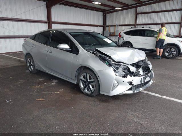  Salvage Toyota Prius