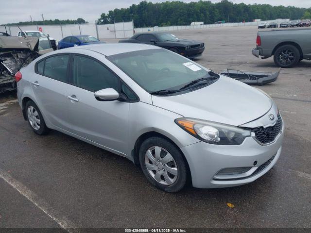  Salvage Kia Forte